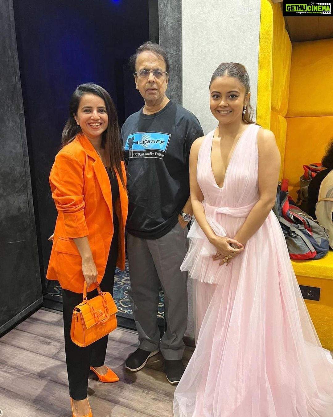 Devoleena Bhattacharjee Instagram - All about last night. Screening of First Second Chance. Dont forget to watch it on 5th june on @disneyplushotstar. ❤️🤗 #devoleena #shortfilm #screening #vaidehi #gratitude Mumbai, Maharashtra
