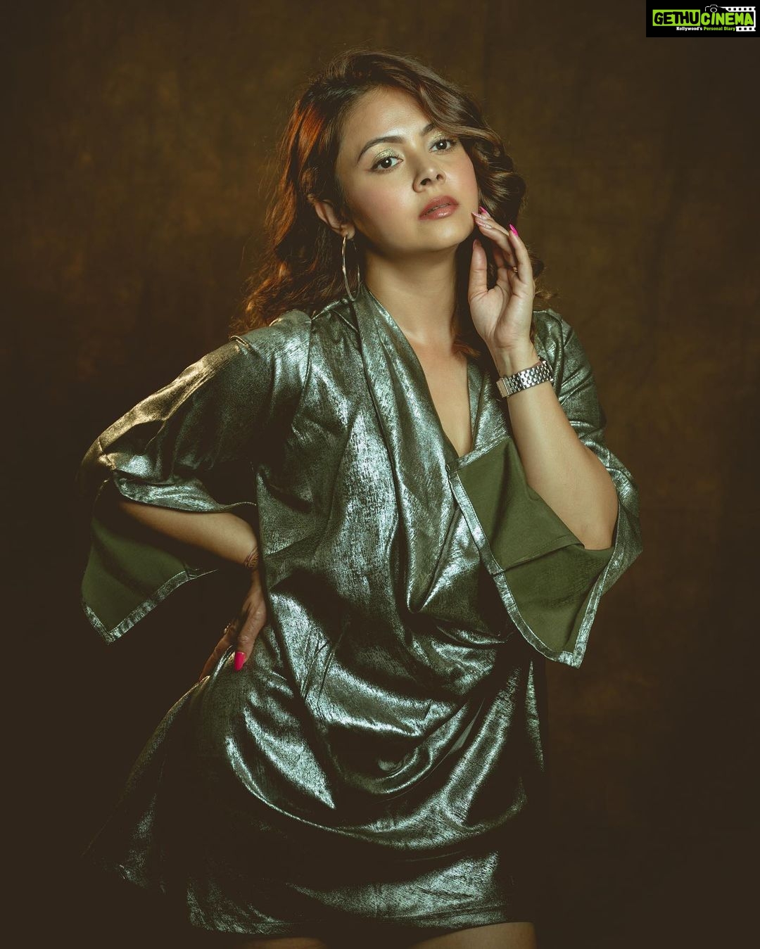 Devoleena Bhattacharjee Instagram - After me, they broke the mould. . . . . Clicked by @deepak_das_photography Make up & Hair - @dipannita13 Styled by - @purvabansal5 Outfit - @the_dress_u_need Jewellery - @itahdnura #devoleena Mumbai - मुंबई