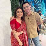 Devoleena Bhattacharjee Instagram - Finally we have a picture to post. 😃🥰Thank you @raffinagita1717 for being such an amazing person. 🤗 ANTV Epicentrum Studio Complex