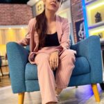 Devoleena Bhattacharjee Instagram - Your mind is a weapon. Keep it loaded. 💓 . . #morningvibes #devoleena Mumbai, Maharashtra