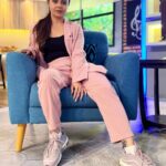 Devoleena Bhattacharjee Instagram - Your mind is a weapon. Keep it loaded. 💓 . . #morningvibes #devoleena Mumbai, Maharashtra