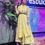 Devoleena Bhattacharjee Instagram - Do not leave when things appear difficult , stay on & give it your best. 🌻🌻🌻 . . . Outfit - @pinkville_jaipur #devoleena #gratefulheart #staypositive ANTV Epicentrum Studio Complex