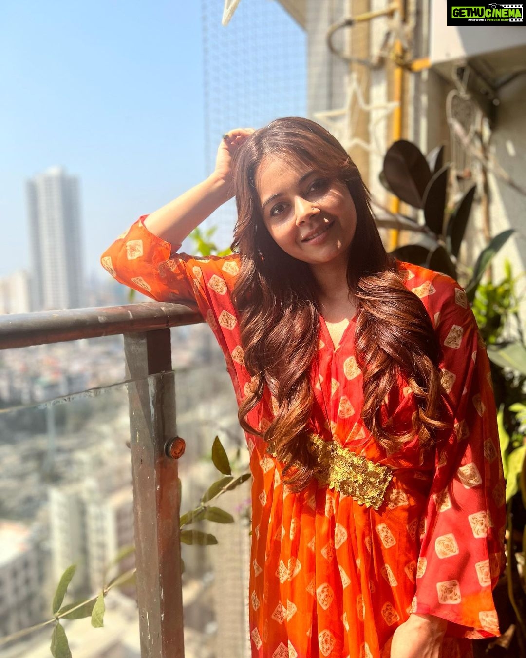 Devoleena Bhattacharjee Instagram - Bawra Mann dekhne chala ek Sapna…🌺🌺🌺 . . . #devoleena #believer #loveyourself