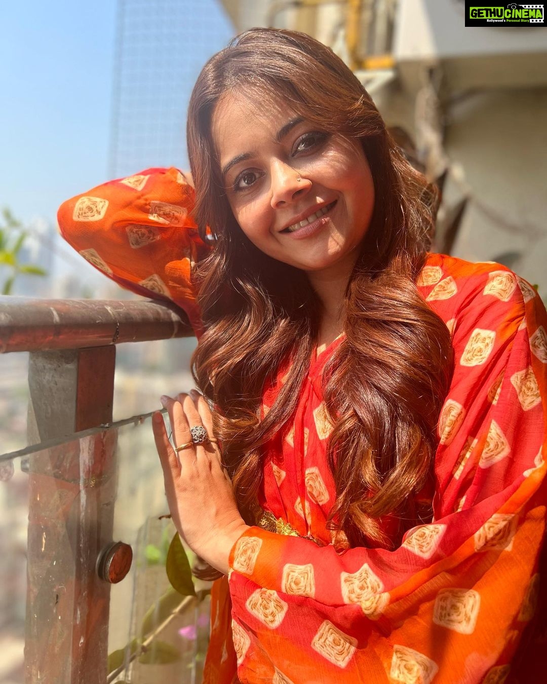 Devoleena Bhattacharjee Instagram - Bawra Mann dekhne chala ek Sapna…🌺🌺🌺 . . . #devoleena #believer #loveyourself