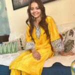 Devoleena Bhattacharjee Instagram - 🌻 @angel_bhattacharjee . . . Outfit - @kashmiri_pehnava