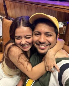 Devoleena Bhattacharjee Instagram - It is always better outside the house. Finally partner in crimes met & how. 🤣🤩 As promised with LONG ISLAND K SAATH. ❤️🤗 Nishuuu babyyy 🤗🤗🤗 . . #friendsforever #longisland #partnerincrime #bb15