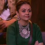 Devoleena Bhattacharjee Instagram - Why walk when you can dance? 👯‍♂️ . 👗: @naptime202 🧣: @shikshabhansali_ . #devoleena #devoleenabhattcharjee #omggirl #devosquad #devoleenaistheboss #bbqueendevoleena #goodmorning #morningdance