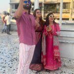 Devoleena Bhattacharjee Instagram – That was Wrap of the wonderful 02 days of Makar Sankranti!-So much fun, madness,laughter, food and Shouting our Loud- Kai Po Che 🤪🤪
.
#influencer #makarsankranti #kite #kitefestival #reels #reel #instagood #trendingreels #trending #celebration #couples #couplegoals #devoleena #dhaval4bhavini #bhavinipurohit