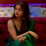 Devoleena Bhattacharjee Instagram - Saree , Not Sorry! Desi girl ✨ ..... #devoleena #devoleenabhattcharjee #omggirl #bb15 #biggboss15 #devosquad #saree #sareelook #sareelove