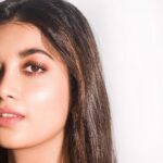 Digangana Suryavanshi Instagram - 🧡🧡🧡🧡 Photographer: @fashionbyrahulsharma Styled by @rimadidthat Suit @labelnikkiej