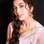 Digangana Suryavanshi Instagram - ❤️ Photographer @fashionbyrahulsharma Hair stylist @contour_by_bhavikagala