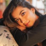 Digangana Suryavanshi Instagram - There’s one reality and multiple perceptions... always.. Stylist - @rimadidthat Photographer - @rk_fotografo Makeup - @kshitija_bhoyar Assistant - @kalpana_beautystyless Outfit - @Houseofreeofficial X @Mediatribein Location - @ Team - @greenlight__media