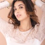 Digangana Suryavanshi Instagram - Distracting myself with Instagram... Outfit: @styleislandofficial Photographer: @sumitsenphotography Makeup: @makeupby_sushmagohil Studio: @magicalpxstudio