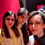 Dipannita Sharma Instagram – I don’t know the last time I had so much fun in the theatres ! The whistles , the cheering , the clapping & bumping into friends who were watching it for the 3rd time … yesssss #pathaan was a full ‘paisa vasool’ experience ! Here’s to #srk #yrf & the team … & Here’s to the power of entertainment ♥️
@krishnasharma7477 @dilsheratwal @visalmisra @khyatimadaan 
#cinemalover #weekend #pyaar 
P.S – me trying to do #srk pose hahaha. @arunimasharma_verma this one’s so for you !