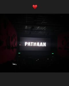 Dipannita Sharma Instagram - I don’t know the last time I had so much fun in the theatres ! The whistles , the cheering , the clapping & bumping into friends who were watching it for the 3rd time … yesssss #pathaan was a full ‘paisa vasool’ experience ! Here’s to #srk #yrf & the team … & Here’s to the power of entertainment ♥️
@krishnasharma7477 @dilsheratwal @visalmisra @khyatimadaan 
#cinemalover #weekend #pyaar 
P.S - me trying to do #srk pose hahaha. @arunimasharma_verma this one’s so for you !