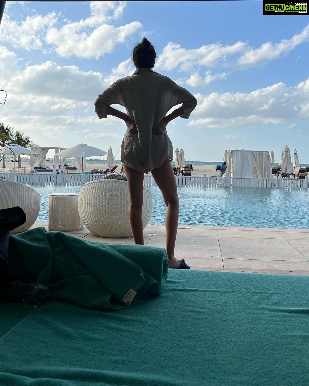 Dipannita Sharma Instagram - 2022 . Letting go ,bit by bit . Taking only the good . Thankful . No excess baggage . Clean slate . Into 2023. The miracles , the magic all yonder . Awaiting . Bated breath . Looking ahead . ♥️ #yearend #thoughts #loveandmore @dilsheratwal