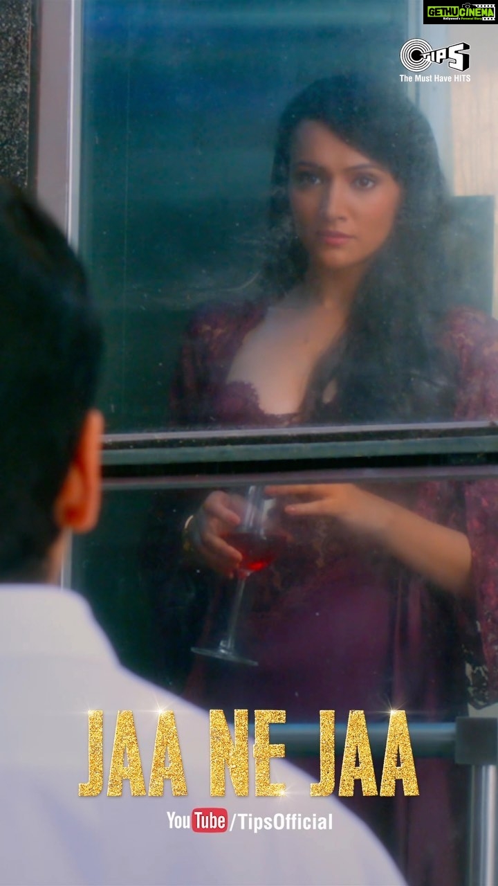 Dipannita Sharma Instagram - They say everything is fair in LOVE. Is BETRAYAL too?β€βπ₯ #JaaneJaa out now on @tips official youtube channel (Link in bio) #CatchTheEvil #Maarrich in cinemas on 9th December 2022. @tusshark89 @naseeruddin49 @tussharentertainmenthouse @nh_studioz @dhruvlather #NarendraHirawat @shreyans_Hirawat #GirishJohar @priyankvjain @amaal_mallik @kumartaurani @praveenkaushal08 @anitahassanandani @rahuldevofficial @dipannitasharma @iamseeratkapoor @aakashdahiya002 @chelshagosai @manvirr_ @itsvishalpanwar @sunidhichauhan5 @therashmivirag @meghdeep_bose @mixedbyhanish @idrao_official #TanayGujjar #PriyanshuSoni @yash_anand