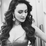 Dipannita Sharma Instagram - Not always black & white :) #workmode #incharacter #foreverlove