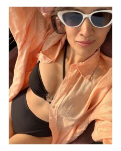Dipannita Sharma Instagram - ☀️🏖♥️

#forever #happyholidays #uae