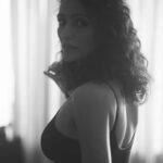 Dipannita Sharma Instagram - With Amazing @dipannitasharma HMU - @akankshagg . . . #portrait #blackandwhite #india