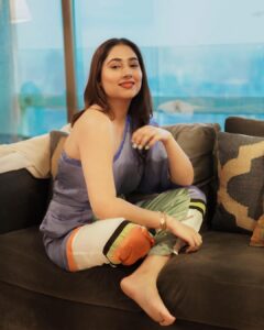 Disha Parmar Instagram - Serial Chiller! 🍭 Outfit @wendellrodricks @wendellrodrodrickslabel Earring : @blingthingstore Styling @stylebysaachivj Team @sanzimehta777