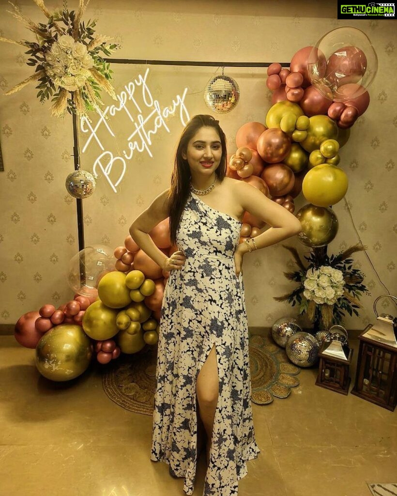 Disha Parmar Instagram - Thankyou everyone for all the Love , Wishes, shoutouts, edits, Reels & just simply taking out time to wish me on my Birthday! Grateful Always.♥️ Decor - @privievents 😻