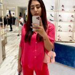 Disha Parmar Instagram - A Series of NOT very satisfying mirror selfies that made it to the GRAM! 😅💖 . #HowMuchPinkIsTooMuchPink