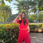 Disha Parmar Instagram - Sun Drenched ☀️♥️ 📸 @iam_rajinamdar