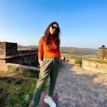 Disha Parmar Instagram - Field Trip to Heritage 💫✨ #RanthamboreFort Ranthambore Fort and Forest