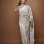 Disha Parmar Instagram - Happy lill’ Thang 🌻 . . Outfit by @kaaishabyshalini Eaarings by @mairaabyambica Styled by @pratikshachandak Assisted by @alishapatro95 Makeup by @komalkumavat_makeovers Hair by @sabahairstylist 📸 @iam_rajinamdar