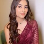 Disha Parmar Instagram - Bringing My Bling On! 😻 Jewellery - @aquamarine_jewellery Jewellery styled by - @stylebyriyajn Assisted by- @riyagarg3882