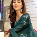 Disha Parmar Instagram - Now you know which profile I prefer! 😛 💚