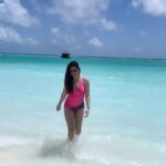 Disha Parmar Instagram - Straight outta Baywatch 😛 👙- @angelcroshet_swimwear @pickyourtrail @sunsiyamirufushi @sunsiyamresorts #unwraptheworld #pickyourtrail #unwrapmaldives #irufushi #sunsiyamresorts #sunsiyam #maldives Sun Siyam Iru Fushi