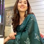 Disha Parmar Instagram - Now you know which profile I prefer! 😛 💚