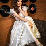 Disha Parmar Instagram - 🤍🤍 On the cover of @fablookmagazine Styled by @milliarora7777 @mitushigupta Wearing @pasbanbytanya Jewels @sonisapphire Mua @dishisanghvii Hair @sunny_hairr Assisted by @kavitaparmar_makeup_hair Heels @pabishfootwears Shot by @tanmaymainkarstudio Location @maximusstudiomumbai