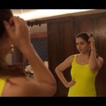 Disha Parmar Instagram - I have so many different sides to me that I subconsciously tend to express with my hair! Can you relate? I like to take good care of my hair and so I blindly trust my oiling routine to keep my locks soft and healthy. And like I always maintain, good ingredients are key in any beauty regime and Parachute Advansed Aloe Vera Enriched Coconut Hair Oil is just amazing because it keeps my hair super soft and ready to take on any challenge that comes my way. And it's got a super effective and magical combination of Aloe Vera and Coconut that gives me soft and nourished hair, making me feel my most confident self! (Emoji) Contest Alert! -> Show me how you express with your Soft Soft hair and stand a chance to win *amazing gifts* from @parachute_advansed. All you have to do is: 1. Follow the Parachute page 2. Put up a picture post showing us how you express yourself with your soft hair tagging @parachute_advansed and using the hashtags #expresswithsofthair #sayitwithparachuteadvansedaloevera 3. Tag 2 of your friends who should participate! The best entries will win some amazing gifts from the brand and a shout-out too! Winners will be announced on 31st March 2022 on @parachute_advansed so stay tuned and show us how you express with your hair! Good luck