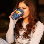Disha Parmar Instagram - Looking at the year passing by.. 🤍🤍 📸 @aashkapatelphotographyy 💄 @monashairandbeauty