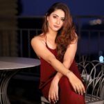 Disha Parmar Instagram - Glossy af!