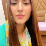 Disha Parmar Instagram - Nothing just over worked 🤣🤭😑