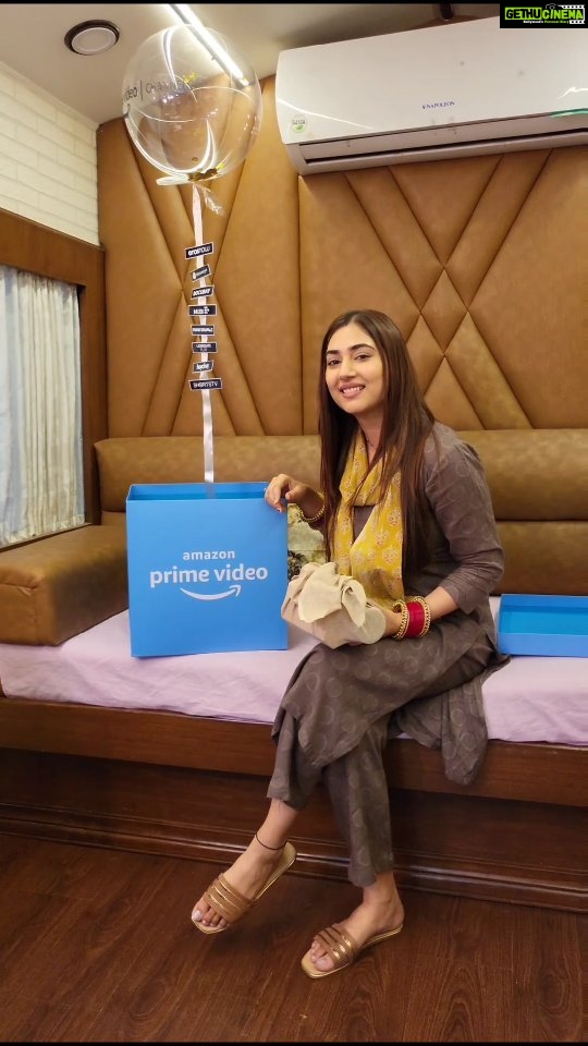 Disha Parmar Instagram - Thank you @primevideoin for the lovely gift and goodies. I am impressed with the cool way to showcase your new offering of #PrimeVideoChannels, where we can watch content across these OTT services at a single destination with easy add-on subscriptions😍 What are you guys watching? #Collaboration