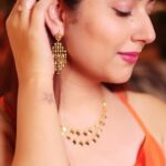 Disha Parmar Instagram - #Ad This festive season, if you are looking to buy some everyday fine jewellery pieces that are not only trendy and fashionable, but are straight from the fashion runways, @Melorra_com is the destination for you. Checkout their pieces and Don't forget to follow them on Insta. Get your fashion game on #AnywhereWithMelorra. #AnywhereWithMelorra #Melorra #GoldJewellery #EverydayFineJewellery #LightweightJewellery #MadeInIndia #BISHallmarkGoldJewellery