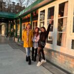 Disha Parmar Instagram - This place is Magic! ✨😻 . . Jacket: @the_honnete PR : @dinky_nirh @stayvista_official @rose.cottageshimla