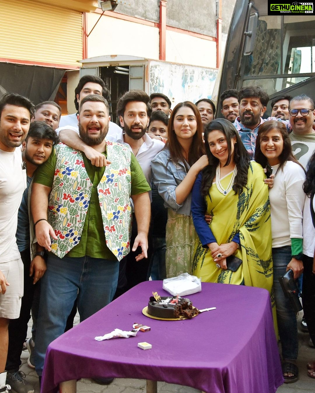 Disha Parmar Instagram - That Her from the Last Day! ♥️ Am not the one to write long captions.. but I think this one post deserves it all. Past one & a half year has been such a beautiful journey.. Being Priya is something i will always cherish & be thankful for.. and I believe that i have done pretty well & no can could have done it better than ME. Thank You @ektarkapoor for letting me be PRIYA who was so relatable… so flawed & so Raw. No one could have brought her to life but YOU. And your creative team .. Mukta nikita shreya. ♥️ Nakuul , Thankyou for hearing me whine & Crib on regular basis with some much humility. No one could have done Mr Kapoor better than you 🫶🏻 And off course the whole team .. The Cast & the Crew of BALH2. DC , Ganya Dada Shilpa & Sameer Thankyou for being the A Team! ‘ Bade Ache Lagte hai.. yeh Dharti .. yeh Nadiyaan.. yeh reynaa aur.. Aap SAB! ♥️ Thank you for all the Love you guys have been showering upon me. Forever Grateful 🙏🏻