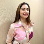 Disha Parmar Instagram - ✌🏻✌🏻 . . @styling.your.soul X @athenalifestyle.in