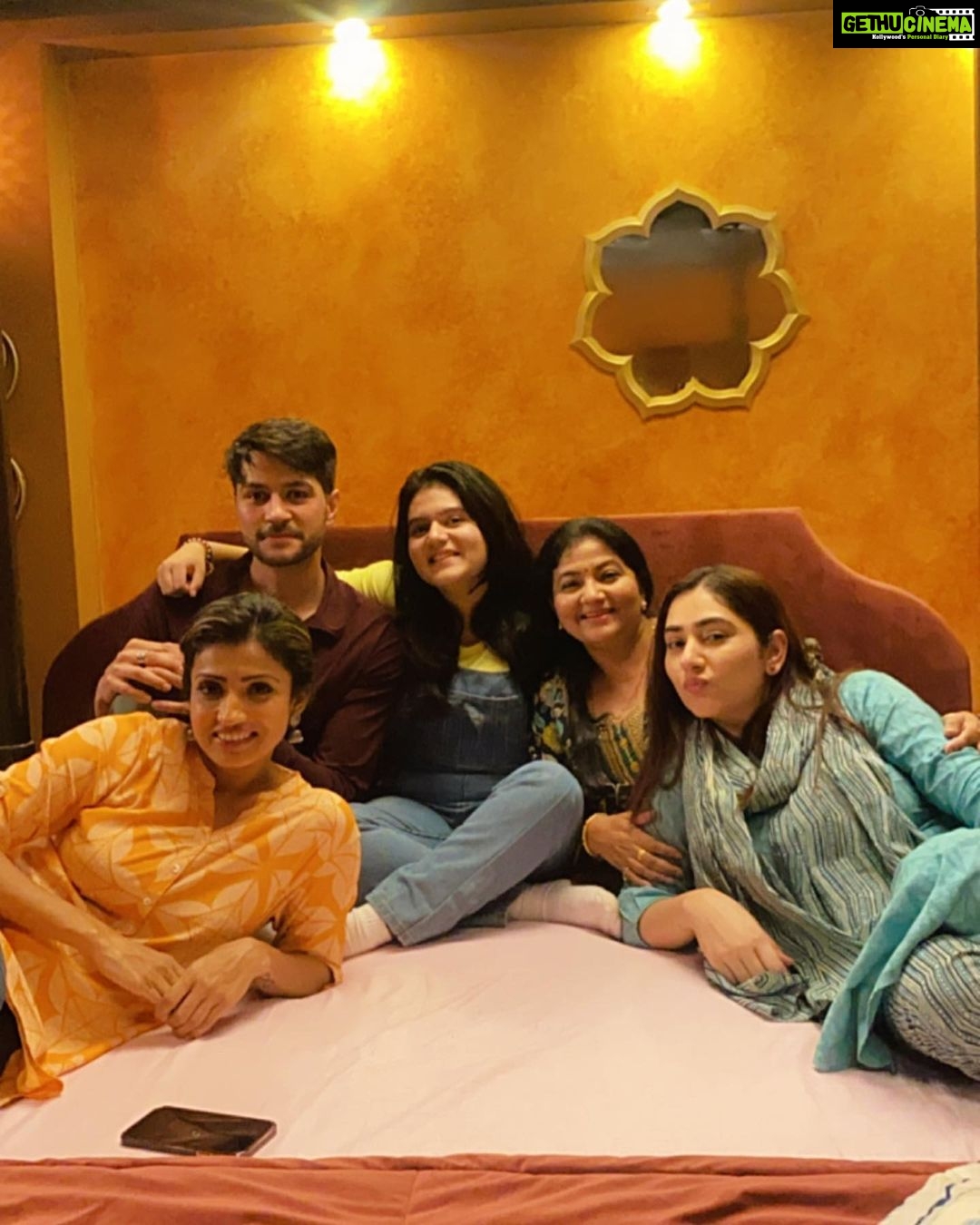 Disha Parmar Instagram - That Her from the Last Day! ♥️ Am not the one to write long captions.. but I think this one post deserves it all. Past one & a half year has been such a beautiful journey.. Being Priya is something i will always cherish & be thankful for.. and I believe that i have done pretty well & no can could have done it better than ME. Thank You @ektarkapoor for letting me be PRIYA who was so relatable… so flawed & so Raw. No one could have brought her to life but YOU. And your creative team .. Mukta nikita shreya. ♥️ Nakuul , Thankyou for hearing me whine & Crib on regular basis with some much humility. No one could have done Mr Kapoor better than you 🫶🏻 And off course the whole team .. The Cast & the Crew of BALH2. DC , Ganya Dada Shilpa & Sameer Thankyou for being the A Team! ‘ Bade Ache Lagte hai.. yeh Dharti .. yeh Nadiyaan.. yeh reynaa aur.. Aap SAB! ♥️ Thank you for all the Love you guys have been showering upon me. Forever Grateful 🙏🏻