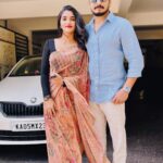 Divya Uruduga Instagram - BBK to APK Special 25 . Thank you all for the love . 📸 @darshan_uruduga #preethiiraliantaraladinda #aravindkp #aravindkp69 #arvians #arviya #udupi #kadiyali #racer #dirtbikes #rallylife #ardhambardhapremakathe #apk #divyauruduga 💛🖤