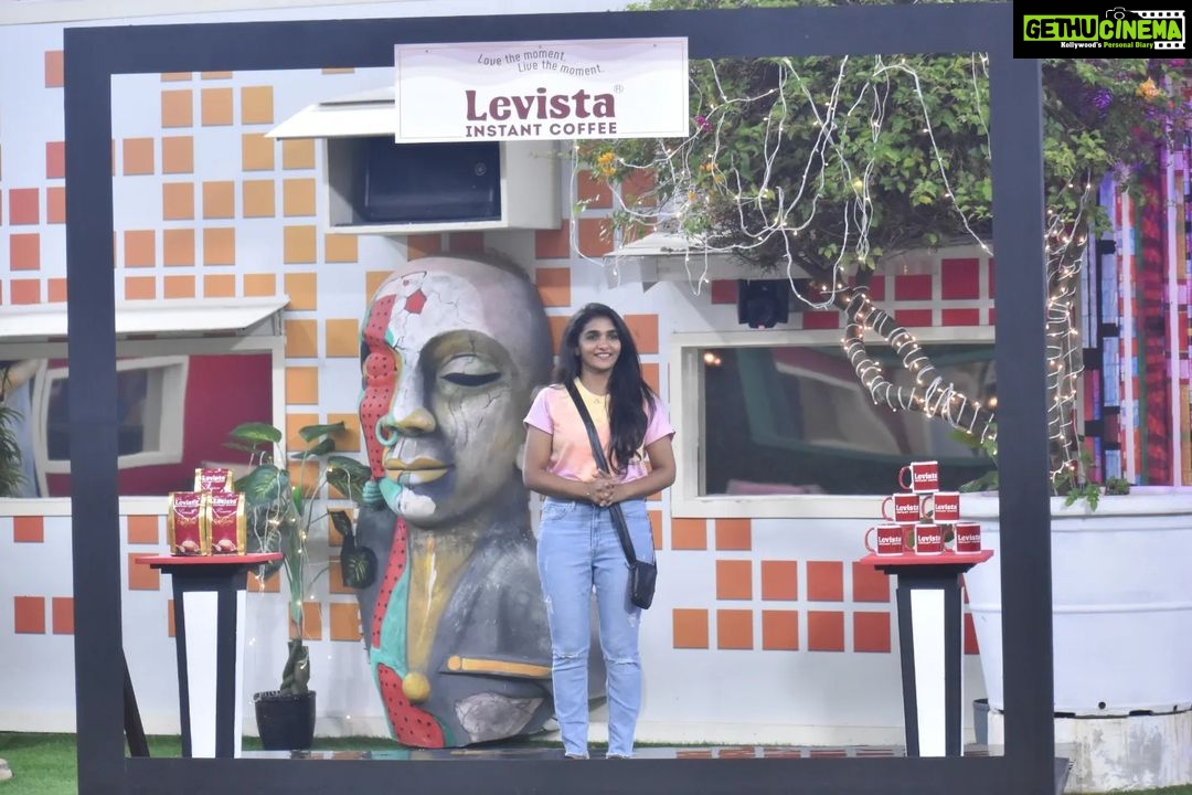 Divya Uruduga Instagram - Good things happen to those who are selfless! 🫰🥰 #TeamDivyaUruduga @colorskannadaofficial #divyauruduga #divyau #du #D #uruduga #DU #DUvians #thirthahalli #d #shivamoga #kpdu #arviya #arviyans #arya #preetiirali #live #love #laugh #peace #positivity #🧿 #bbk9 #bigbosskannada #biggbosskannadaseason9 #biggbosskannada #Voot #vootselect