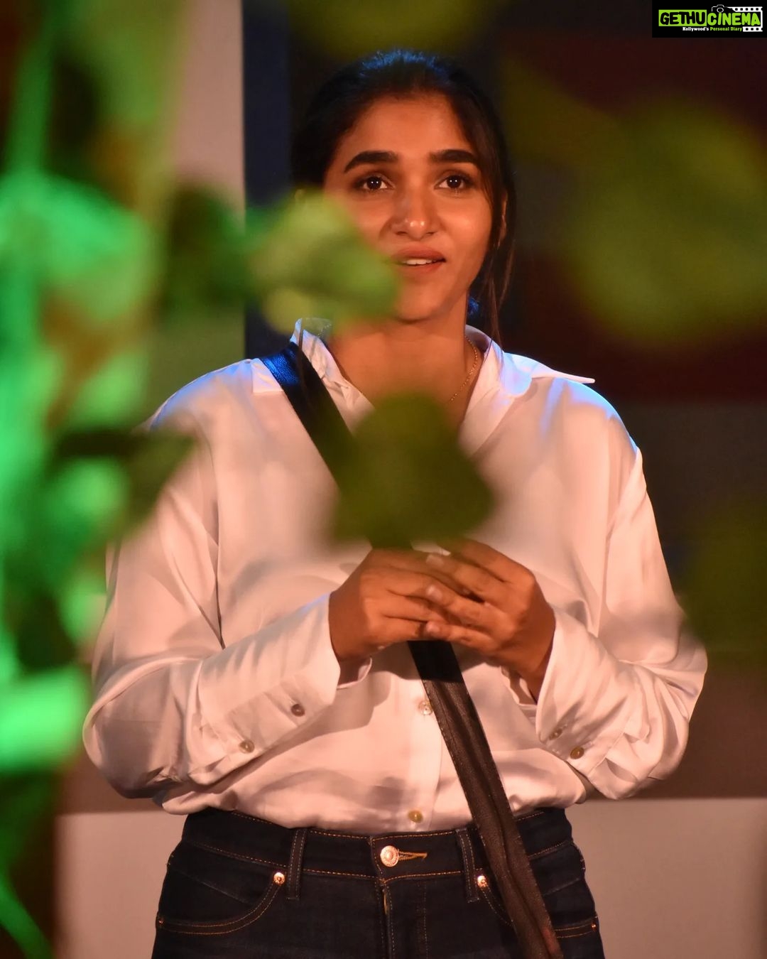 Divya Uruduga - 68.4K Likes - Most Liked Instagram Photos