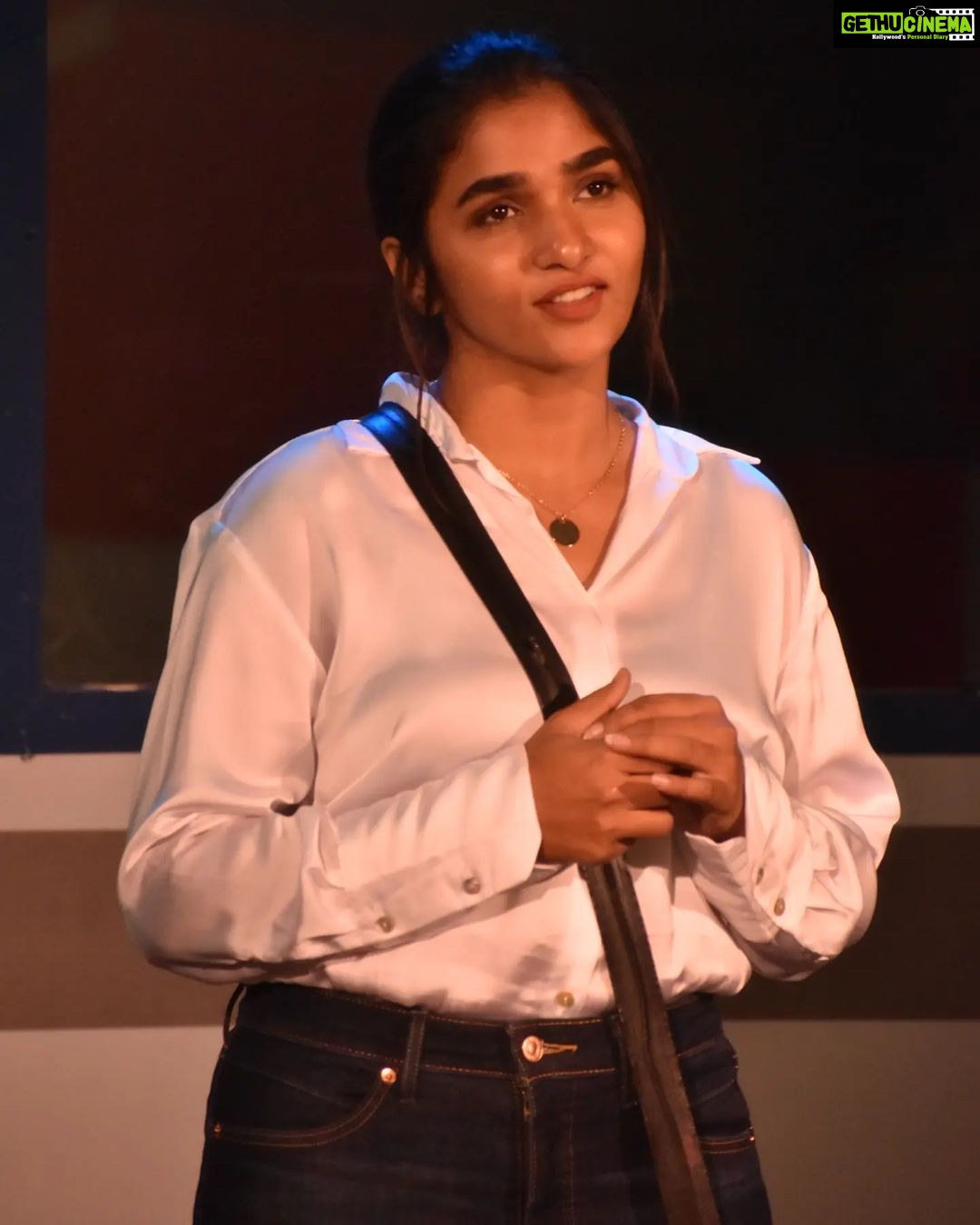 Divya Uruduga - 68.4K Likes - Most Liked Instagram Photos