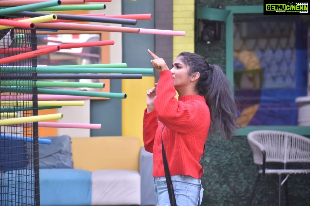 Divya Uruduga Instagram - Be stronger than your excuses š #TeamDivyaUruduga @colorskannadaofficial #divyauruduga #divyau #du #D #uruduga #DU #DUvians #thirthahalli #d #shivamoga #kpdu #arviya #arviyans #arya #preetiirali #live #love #laugh #peace #positivity #š§æ #bbk9 #bigbosskannada #biggbosskannadaseason9 #biggbosskannada #Voot #vootselect